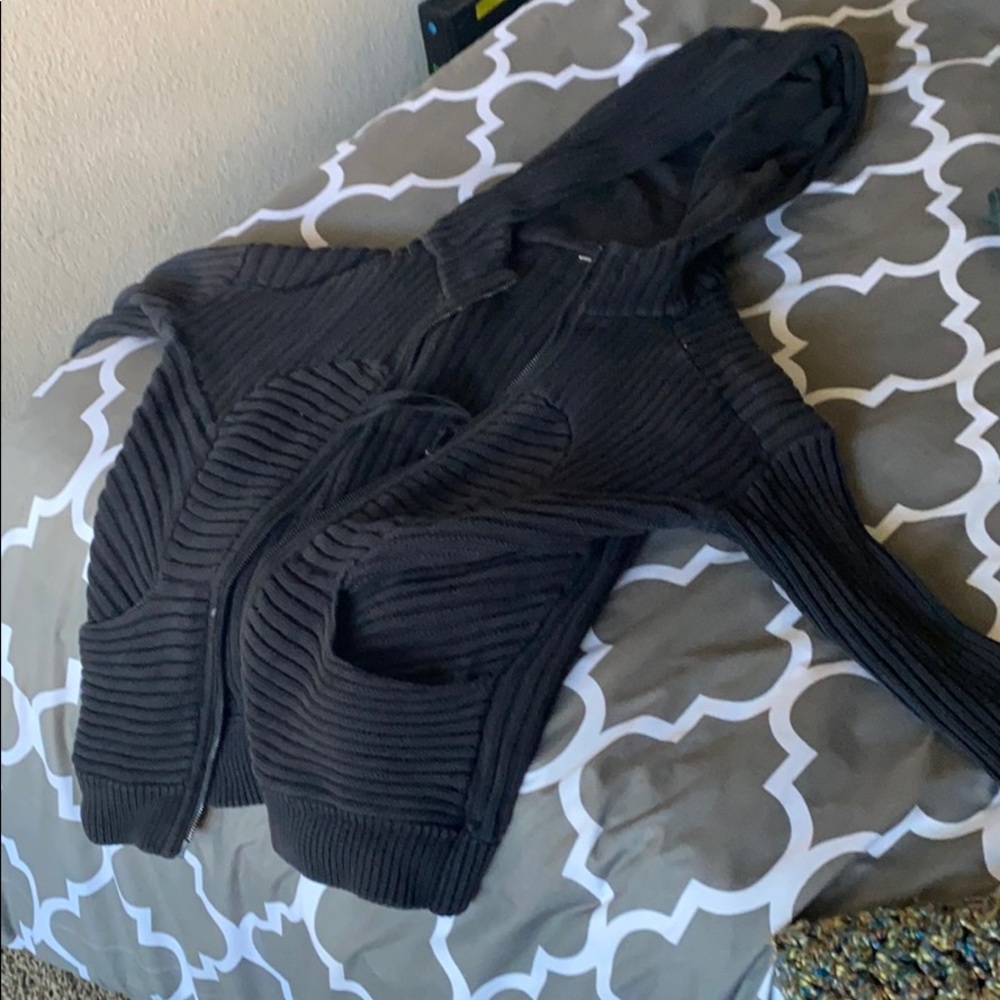 Lululemon sweater
